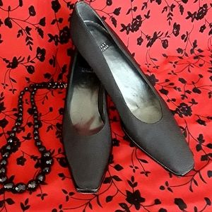 Stuart Weitzman Black Pumps